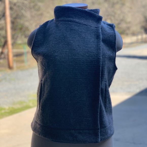 Wool vest from BB Dakota - Picture 3 of 7